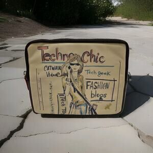 Brighton Tablet eReader‎ Sleeve 10.5x 8.5 Padded Case Zipper Studs Fashionista